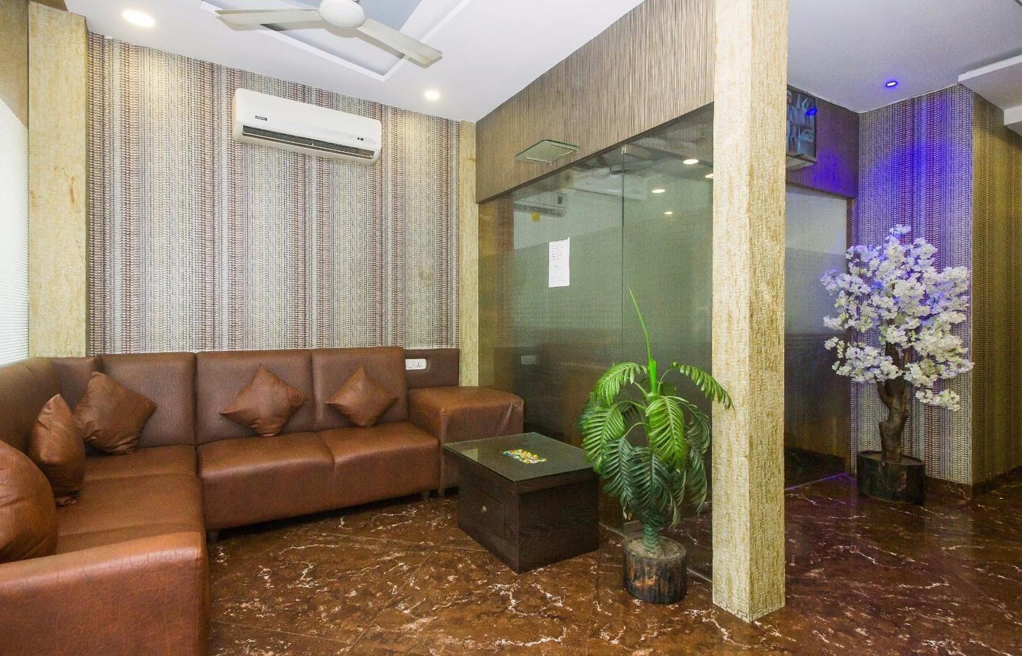 Capital O Hotel Pearl Near Us Embassy Βομβάη Εξωτερικό φωτογραφία