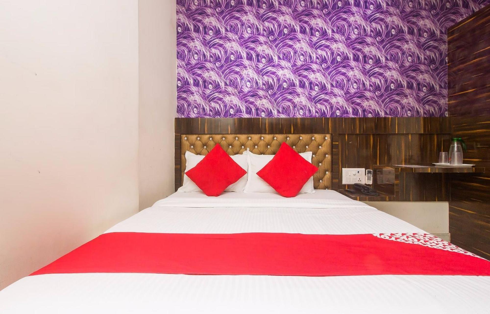 Capital O Hotel Pearl Near Us Embassy Βομβάη Εξωτερικό φωτογραφία